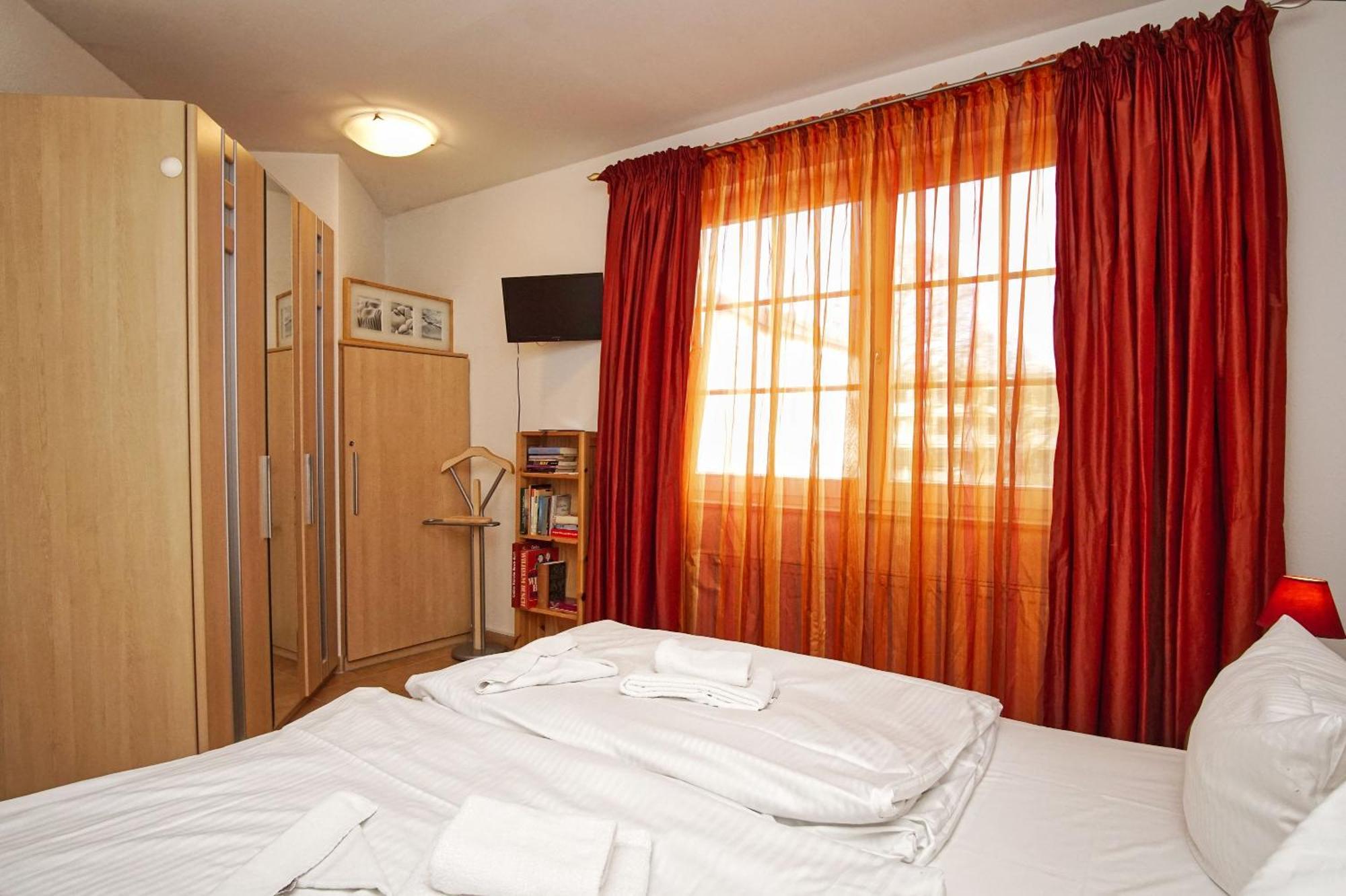 Strandvilla Boeck Fewo 10 Strandnah, Balkon, Meerblick Glowe Bagian luar foto